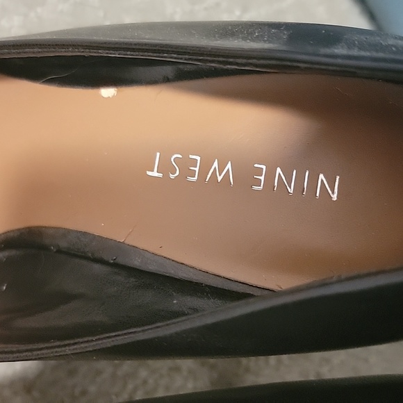 Nine West size 7M heels - Picture 5 of 5